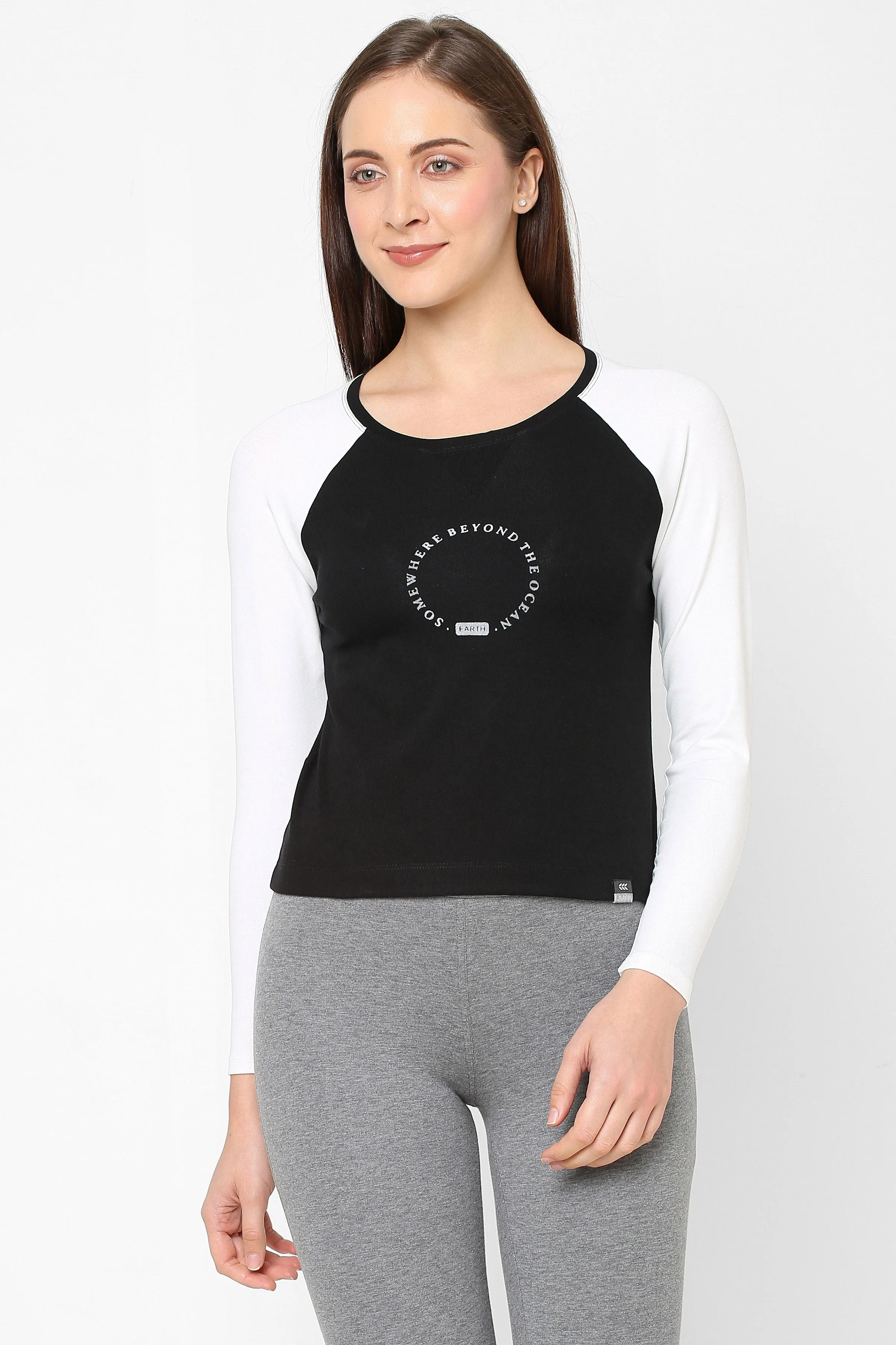 BOAT NECK RAGLAN SLEEVE PRINTED COTTON CROP TEE