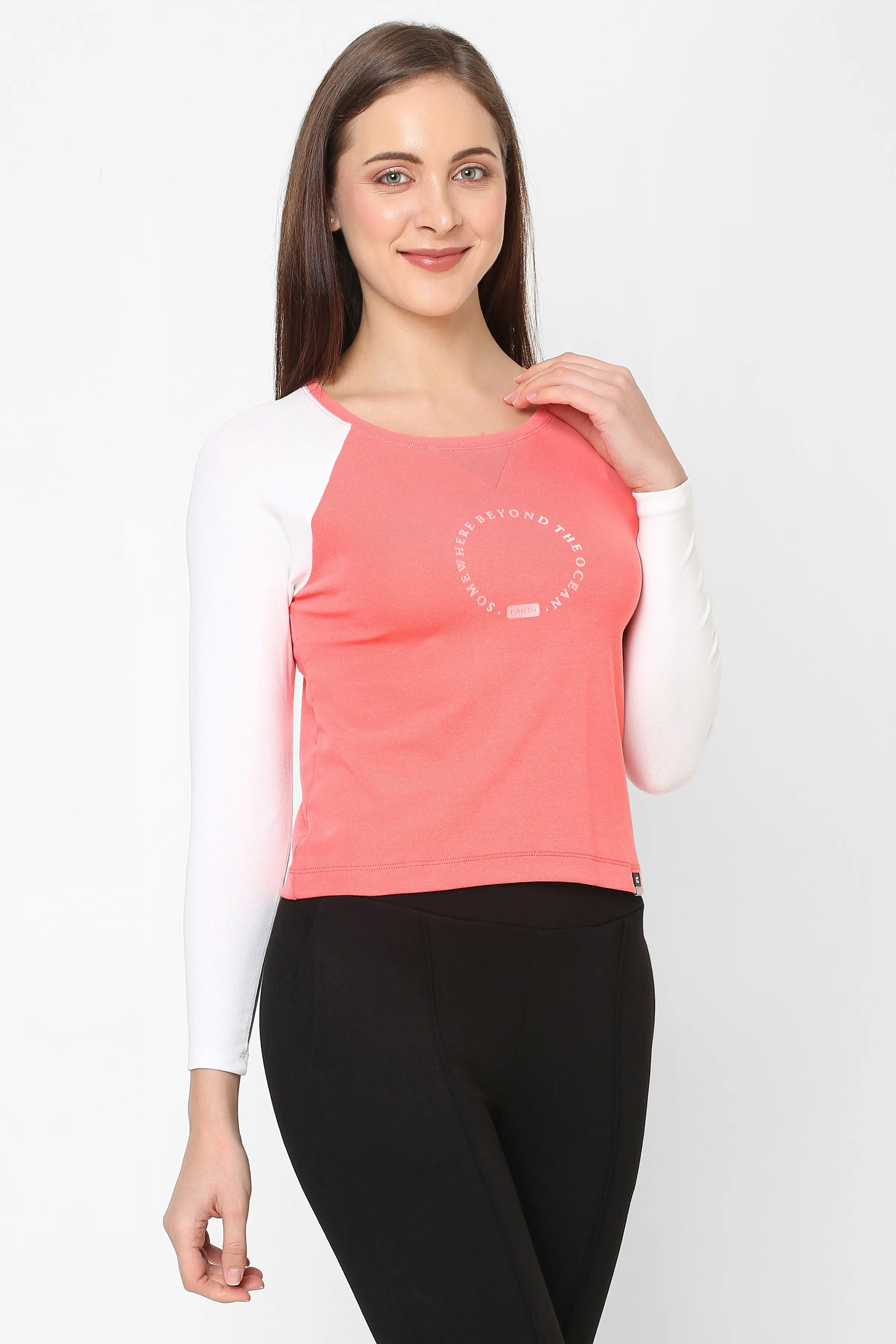 BOAT NECK RAGLAN SLEEVE PRINTED COTTON CROP TEE