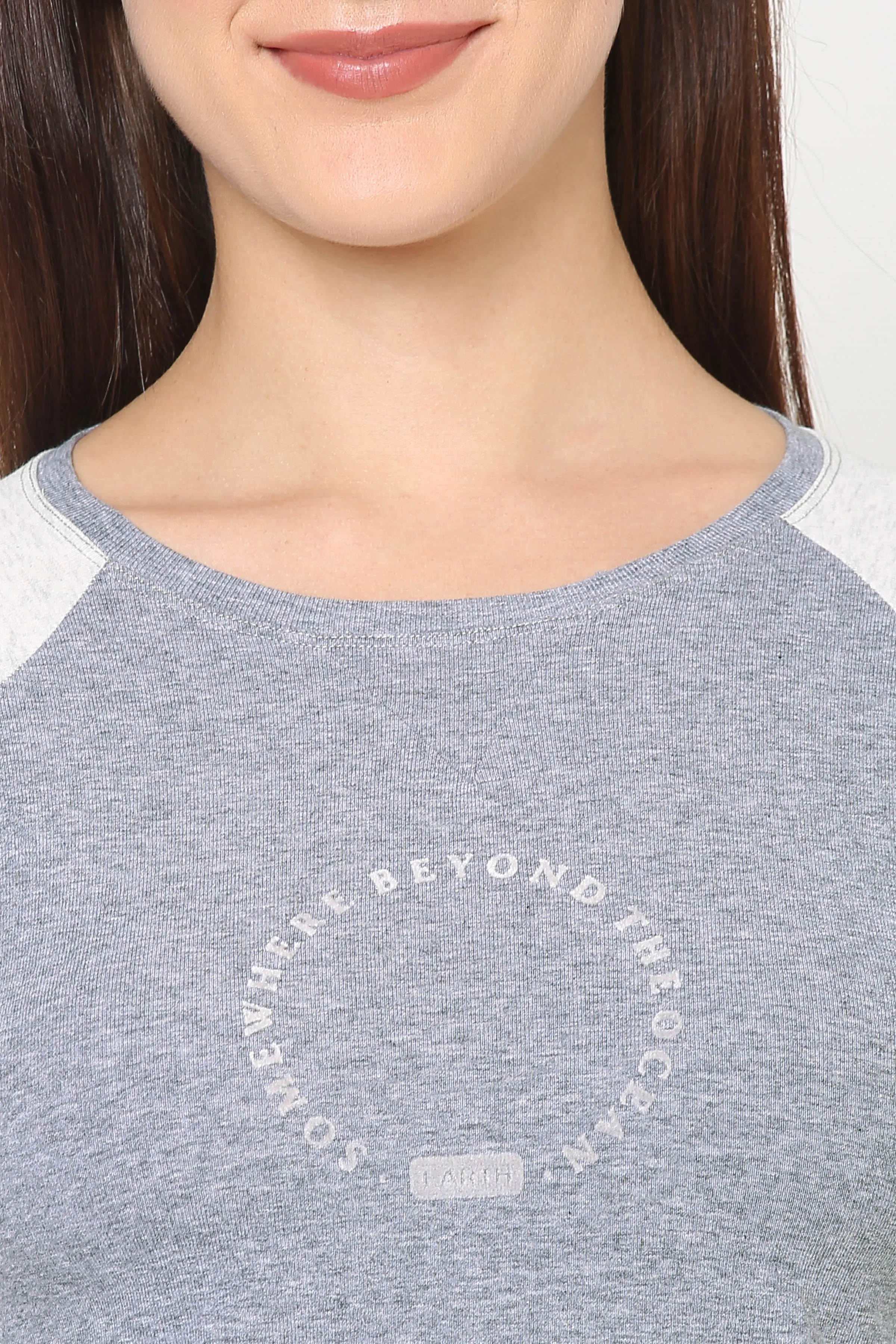 BOAT NECK RAGLAN SLEEVE PRINTED COTTON CROP TEE