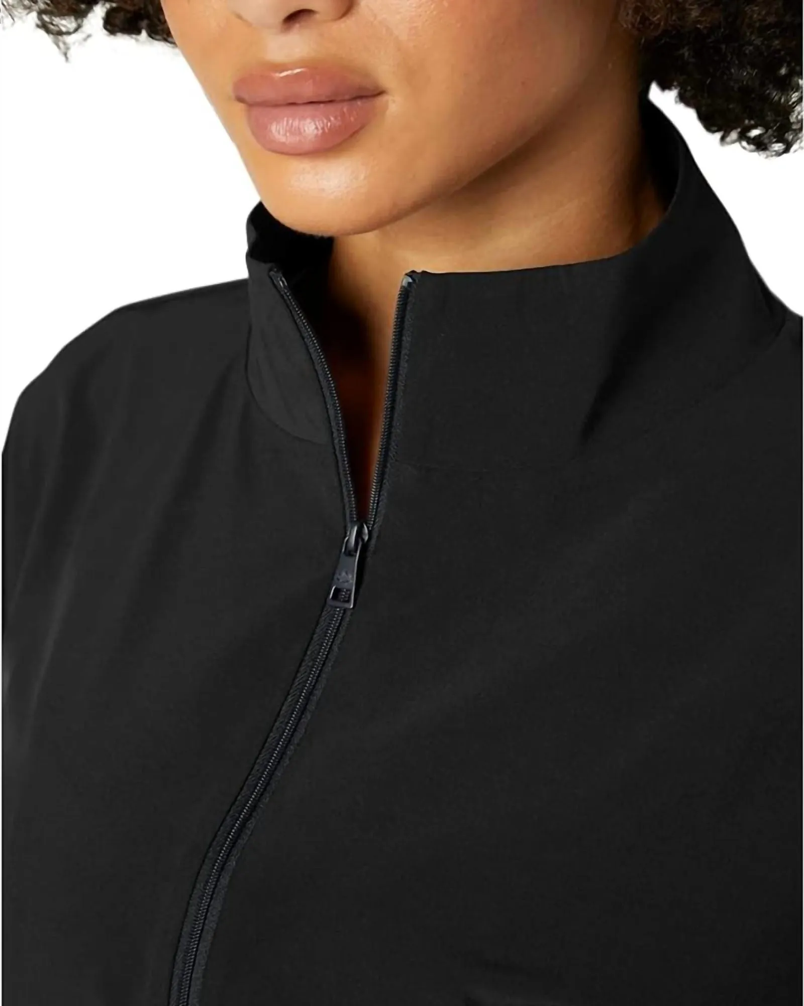 In Stride Pullover in Black | Black