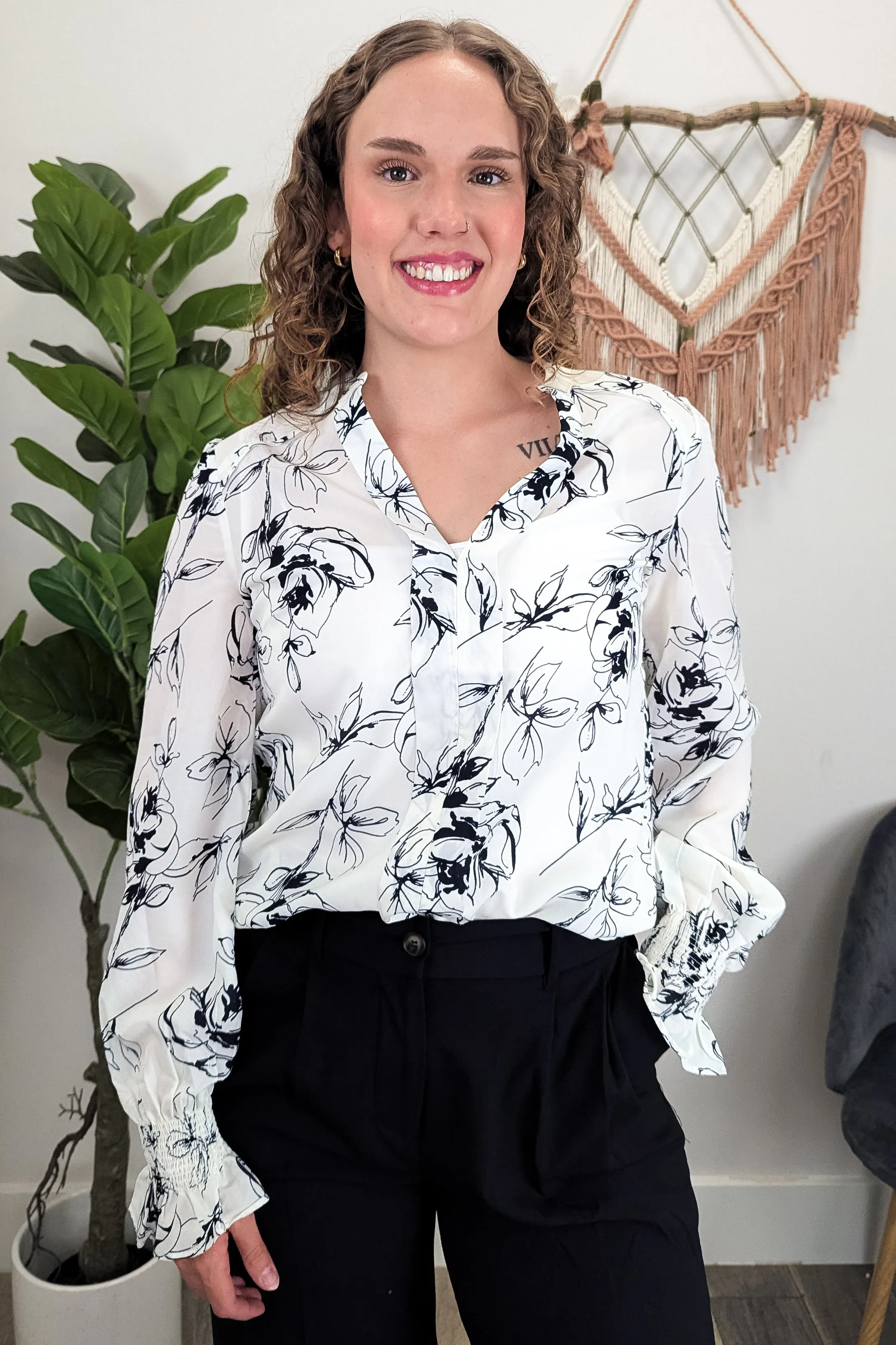 VL Floral Print V-Neck Blouse